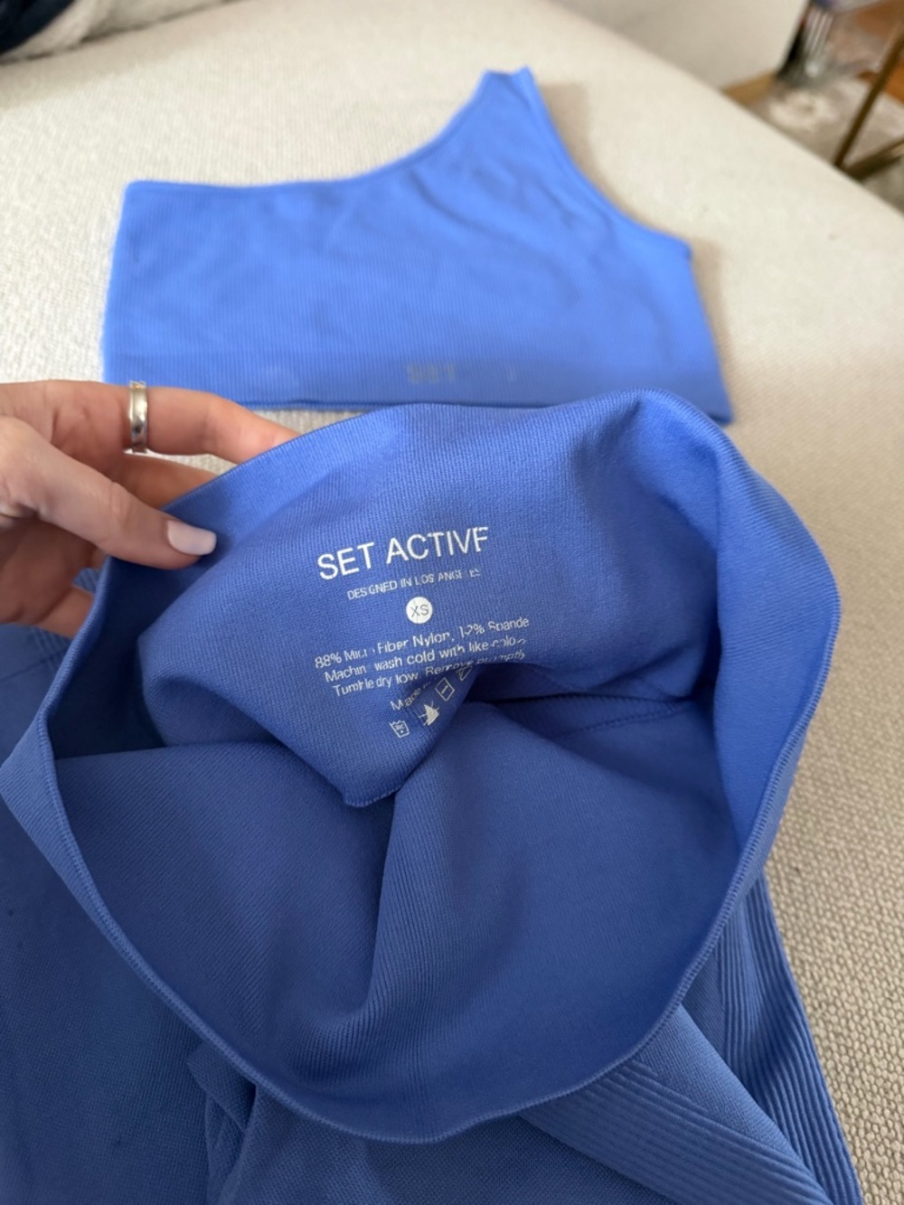 Set Active - Picture 2 of 3